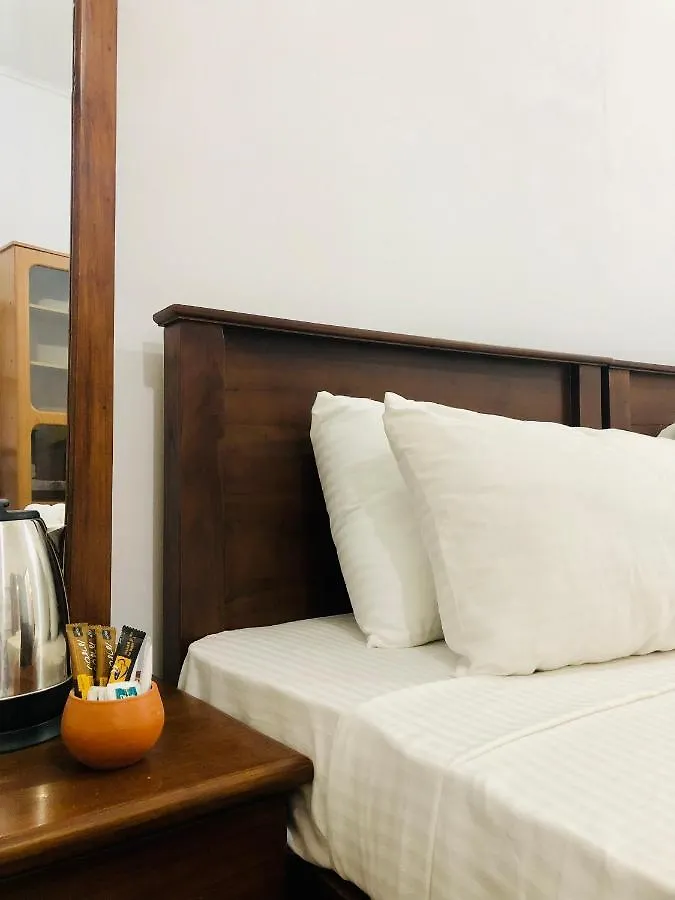 Blue Bird Apartment ネゴンボ